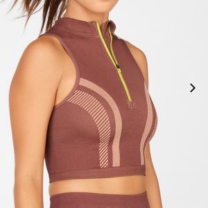 Fabletics Seamless Short and Top (SET)